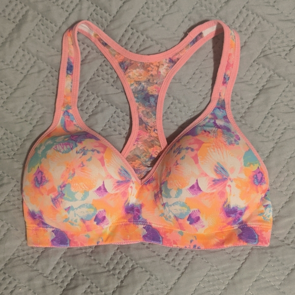 🎁Boxing Day Sale🎁 VS Pink Pushup Sports Bra - Picture 1 of 3